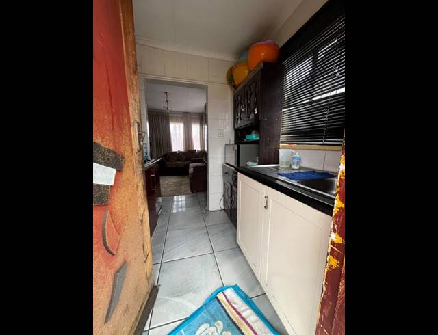 2 BEDROOM HOUSE FOR SALE IN KAGISO